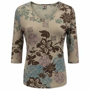FORBIDDEN Floral V-Neck 3/4 Sleeve Tee S 17” p2p NWT